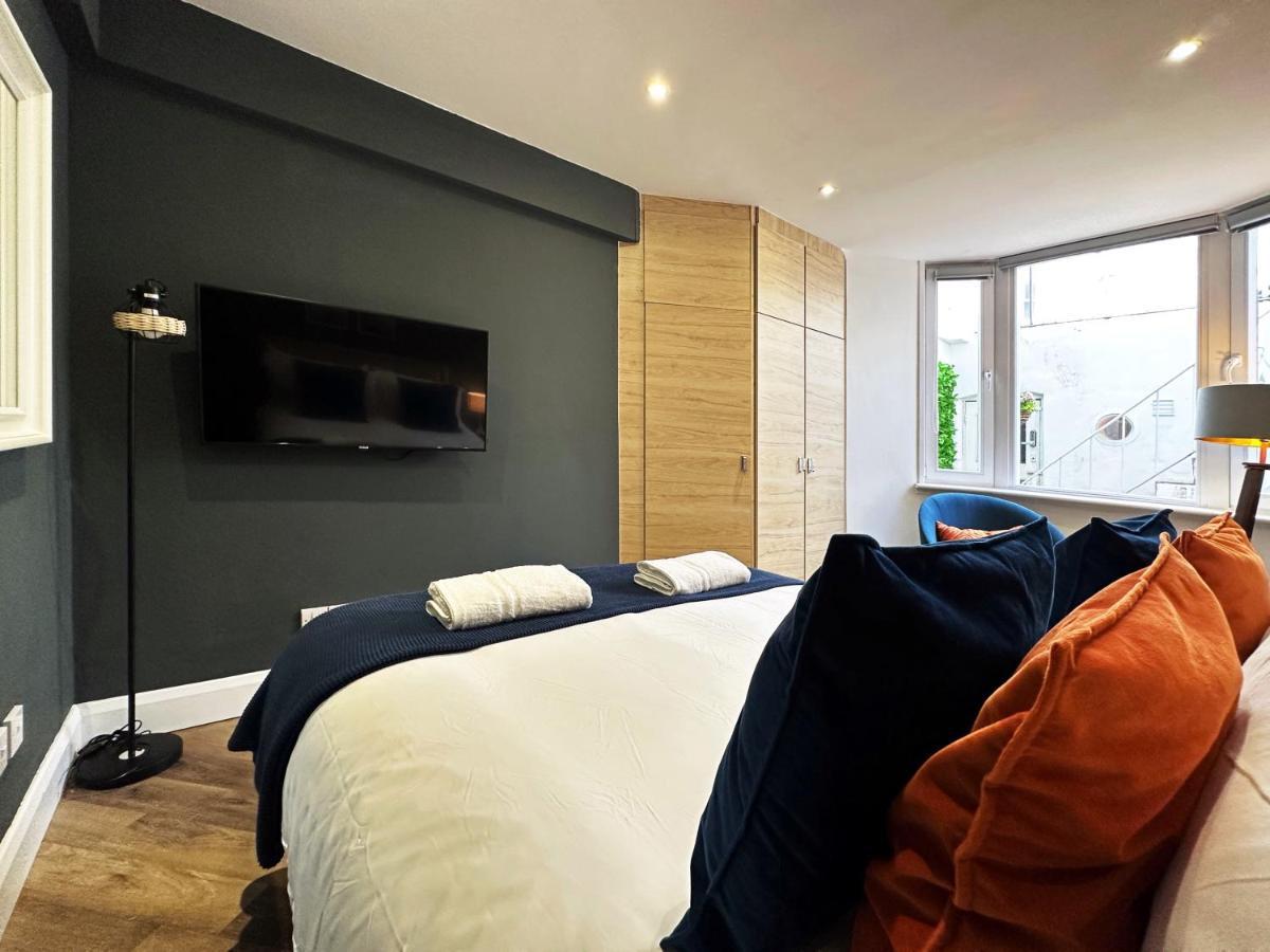Liam Place Near Hyde Park - 1 Double Bed, 1 Sofa Bed, Spacious Apartment, Private Entrance Λονδίνο Εξωτερικό φωτογραφία