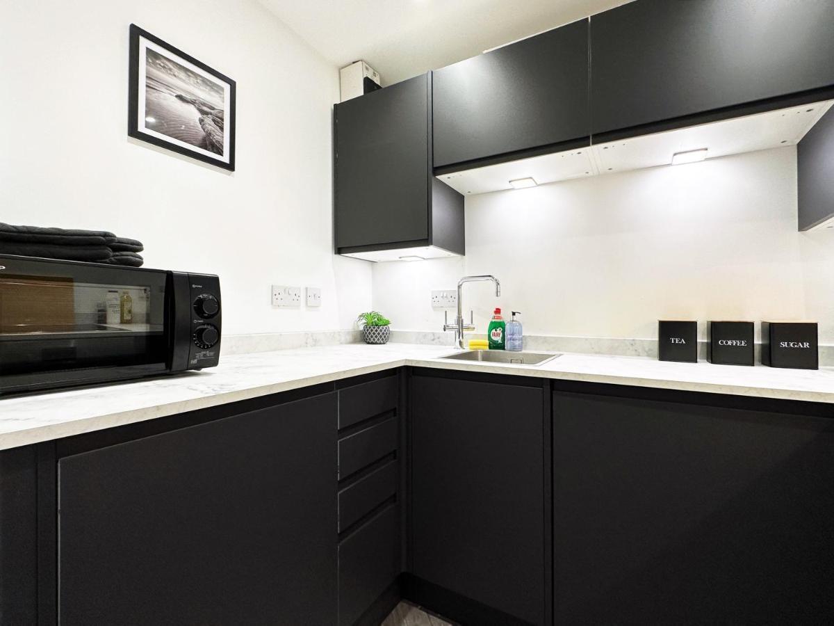 Liam Place Near Hyde Park - 1 Double Bed, 1 Sofa Bed, Spacious Apartment, Private Entrance Λονδίνο Εξωτερικό φωτογραφία