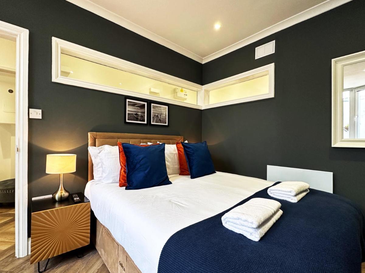 Liam Place Near Hyde Park - 1 Double Bed, 1 Sofa Bed, Spacious Apartment, Private Entrance Λονδίνο Εξωτερικό φωτογραφία